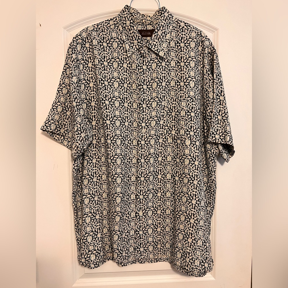 Vintage men’s silk/ramie casual shirt. Size L. Great condition